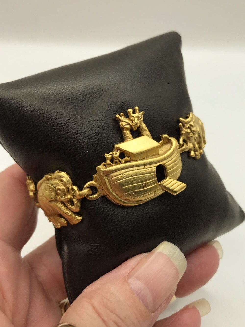 Vintage AJC Gold-Tone Noah’s Ark Charm Bracelet